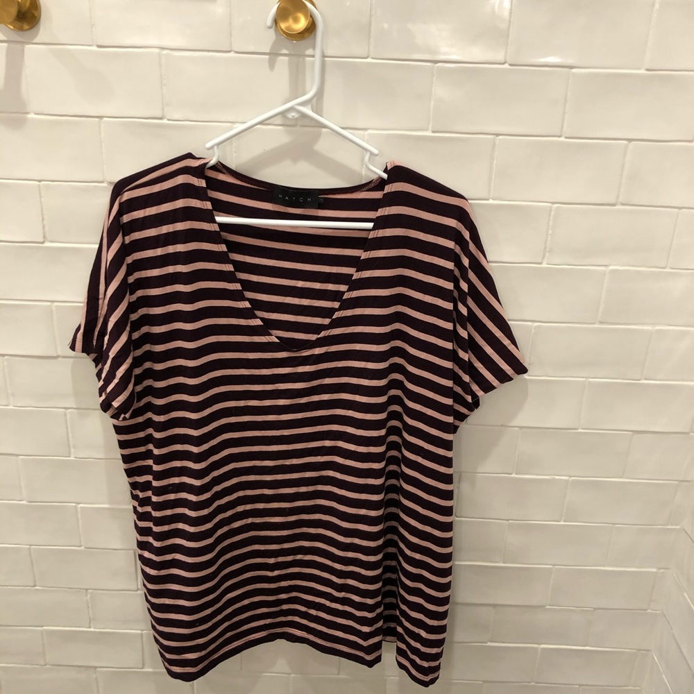 Hatch maternity perfect vee tshirt size 1
